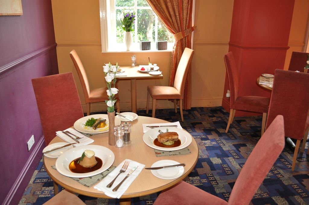 Healds Hall Hotel Чекгітон Ресторан фото