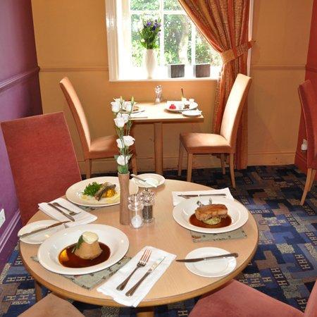 Healds Hall Hotel Чекгітон Ресторан фото